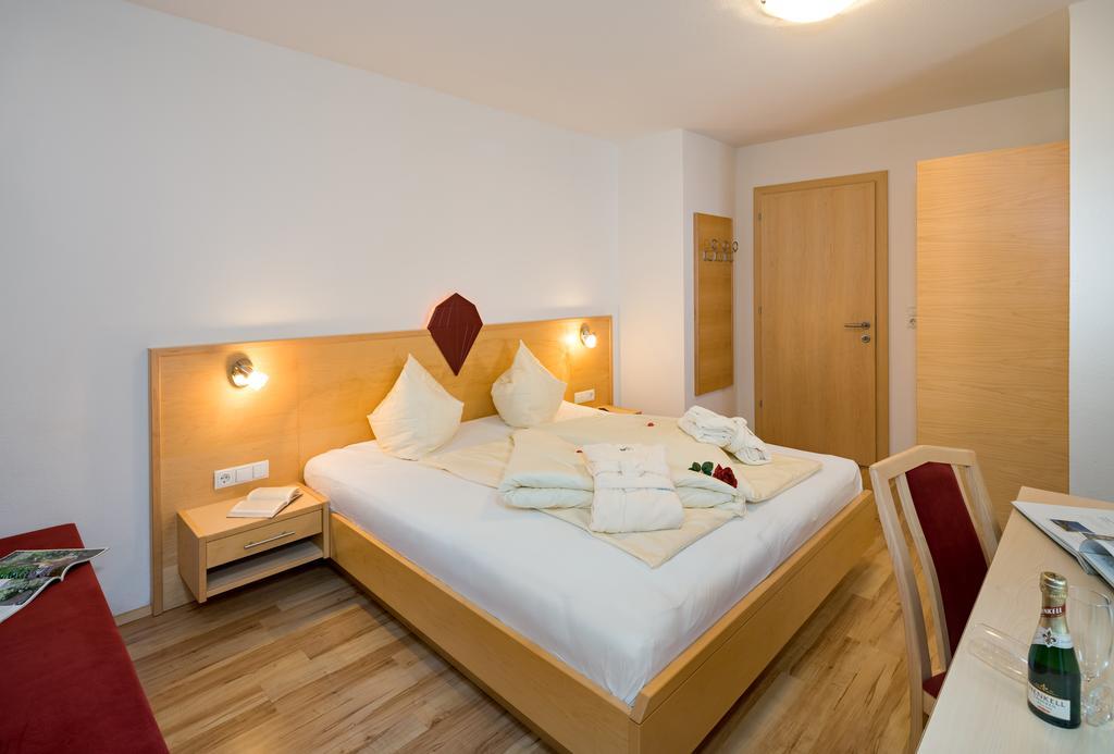 Aparthotel Alpendiamant Serfaus Wachter Gmbh Exteriör bild