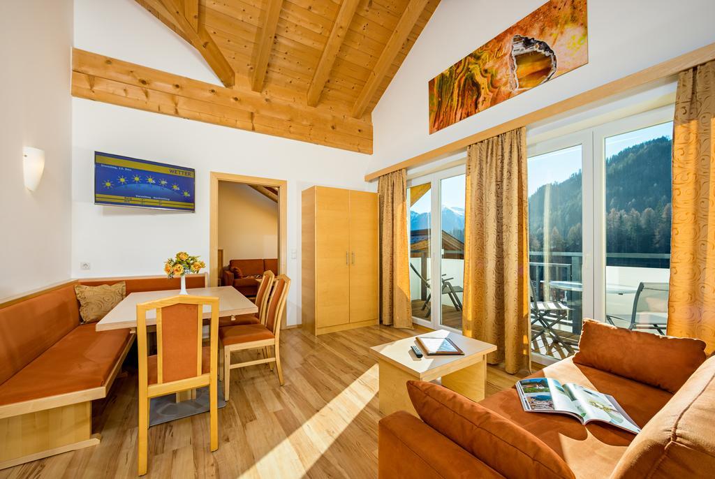 Aparthotel Alpendiamant Serfaus Wachter Gmbh Exteriör bild